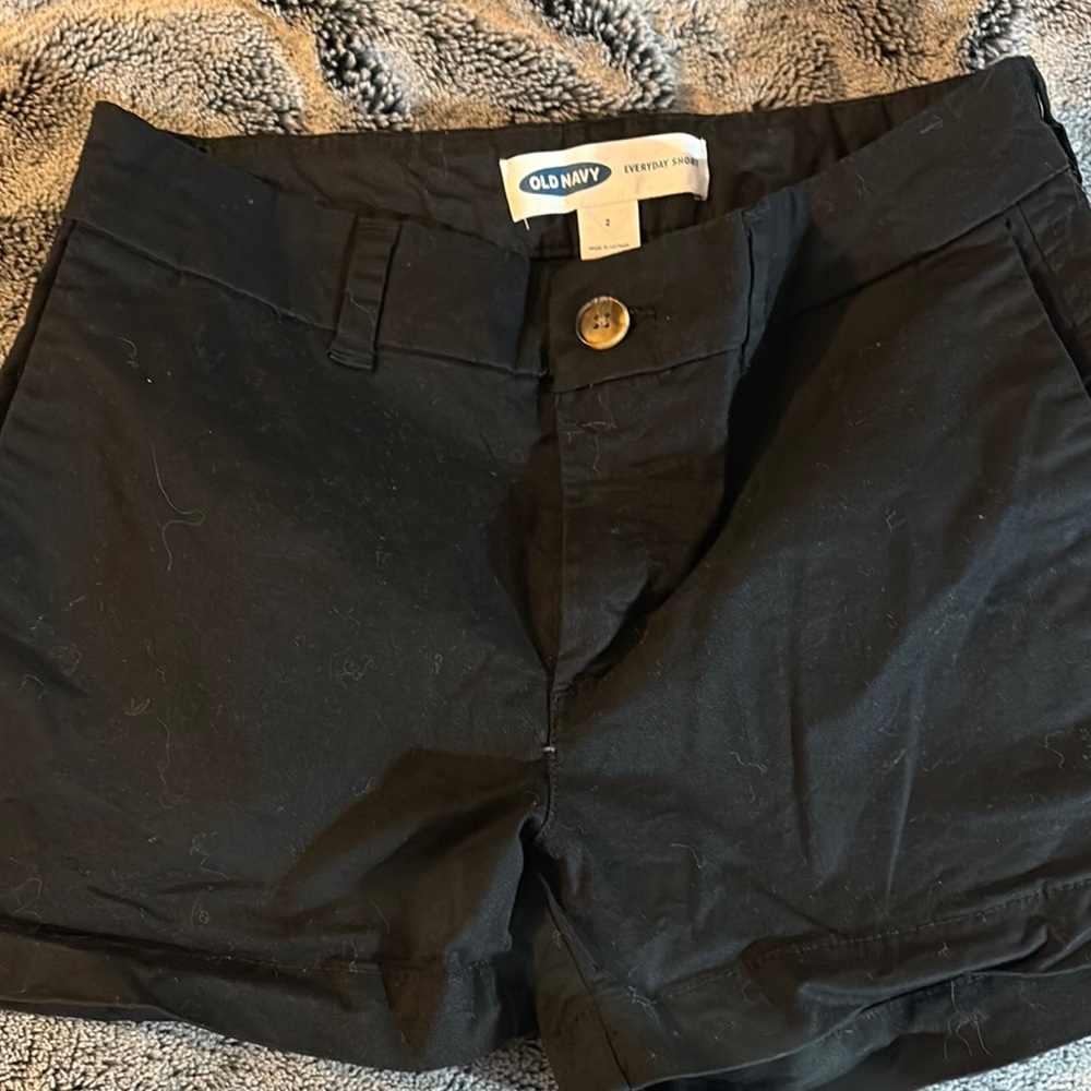 Old Navy Black Bermuda Shorts Classic Style -size 2
